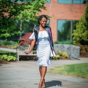 Meet your Posher, Yaa